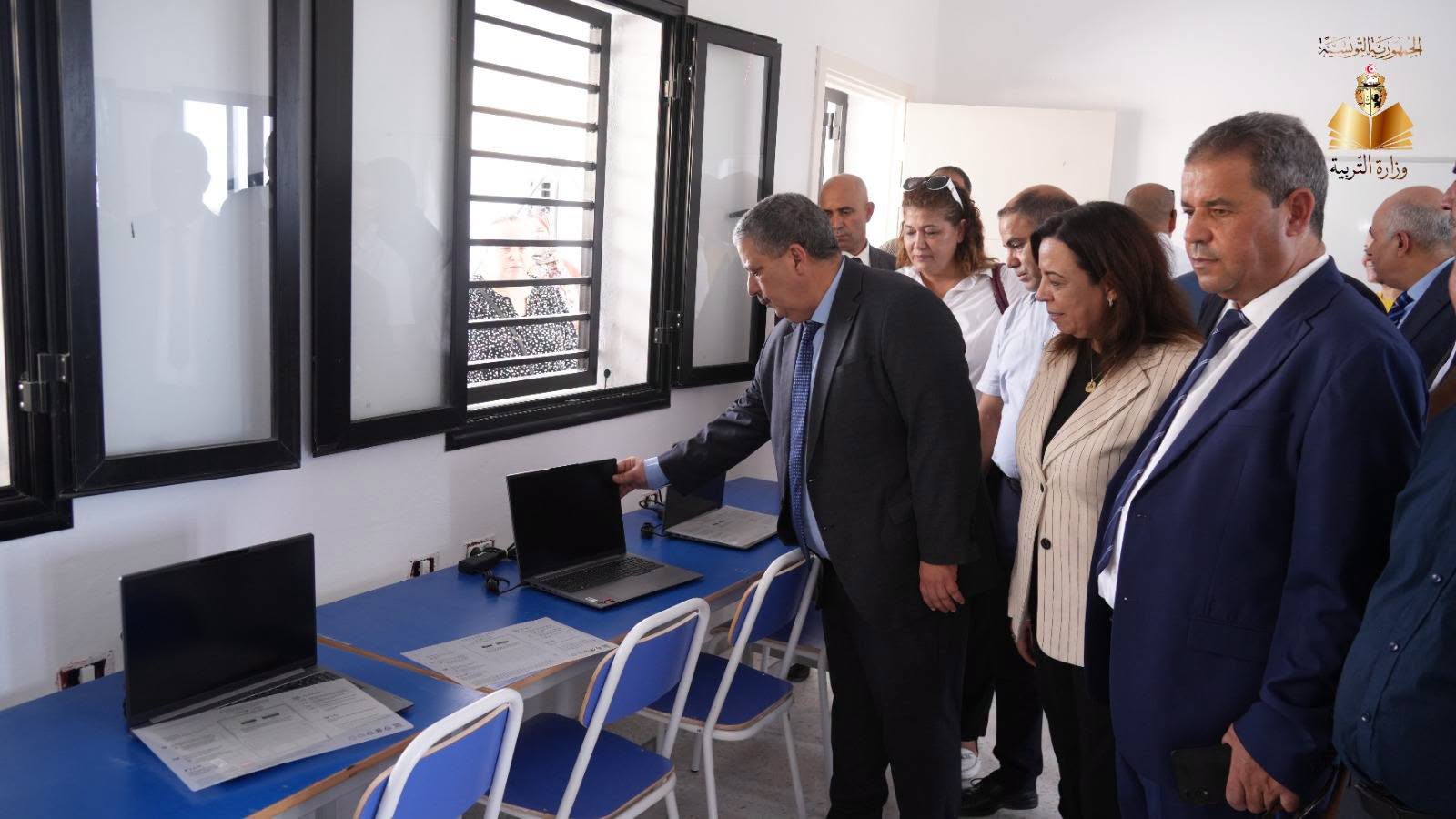    في انتظار مراجعة الزمن المدرسي..   وزير التربية يوصي بإعداد جداول أوقات تضمن حق التلميذ